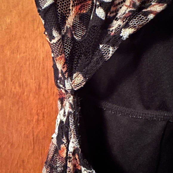 L8ter Black & Floral Open Back Lace Mini Dress S - Picture 7 of 11